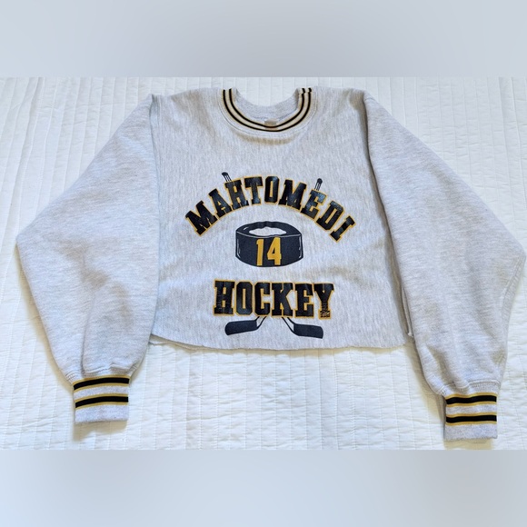 Tops - Vintage Minnesota Hockey Cropped Sweatshirt Size XL